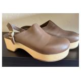 Beatrice Valenzuela Brown Clogs