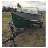 16ft Crestliner Fishing Boat W/30hp Johnson
