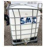 Storage Tank in Metal Frame aprox. 275 Capacity