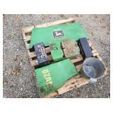 2-John Deere 4020 Panels, 2-John Deere Takeoff