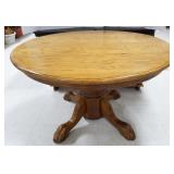 Oak Pedestal Clawfoot Table w/2 Leaves