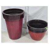 12" & 20" Plastic Planters