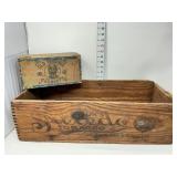 Tuxedo Tobacco Shipping Crate & Cheroots Cigar