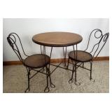 Child's Vintage Ice Cram Parlor Table w/2 Chairs