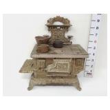 Kenton Eva Cast Iron Miniature Toy Stove