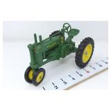 1/16 John Deere Model G Tractor - Ertl