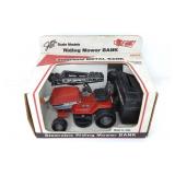 1/16 Lawn Chief Riding Mower Bank w/Box