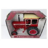 1/16 IH 756 Tractor w/Hiniker Cab  - Ertl