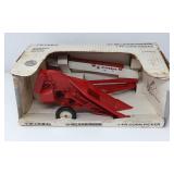 1/16 IH McCormick 1-PR Corn Picker- Ertl