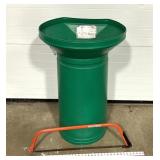 Sandvik 30ï¿½ Bow Saw & Lawn Funnel for Paper Bags