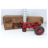 1/16 McCormick Farmall F-20 - NIB 1981 Iowa