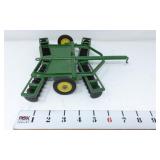 1/16 John Deere Disc Harrow Plow - The Ertl Co.