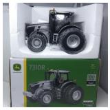 1/16 John Deere 7310R - Prestige CollectionNIB