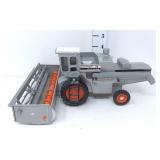 1/32 Allis-Chalmers Gleaner L2 Combine -