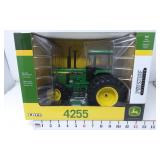1/16 John Deere 4255 - Prestige Collection NIB