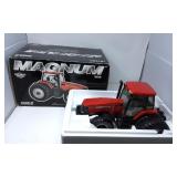 1/16 Case IH MX240 Magnum Tractor  - Collector