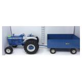 1/12 Ford 800 w/The Big Blue Forage Wagon
