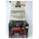 1/16 Farmall 560 Hi-Clear w/Case IH/Ertl