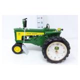 1/16 Danbury Mint JD 730 Diesel Tractor Clock