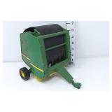 1/16 John Deere Round Baler