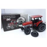 1/16 Case IH 7250 Magnum - Mark 50th Edition