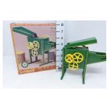 1/8 Antique Corn Sheller - NIB - Ertl