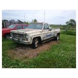 1974 Chevrolet Cheyenne 30 Camper Special- project