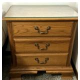 Pennsylvania House Night Stand w/2-Drawers &
