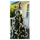 6ï¿½ Pop-Up, Pre-Decorated, Pre-Lit Christmas Tree