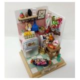 3 1/2' 'Enjoy Food' Diorama