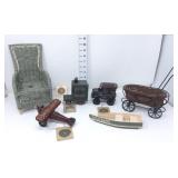 Boyds Collection Items