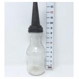 1926 Master Mfg Co. 1 Qt Glass Oil Bottle