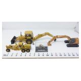 Ertl Backhoe, Case 9030B Excavator, CAT Grader &
