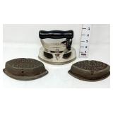 Asbestos Sad Iron w/ 72A & 72B Extra Bases