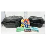 (2) Graniteware Roaster Pans & Mendets