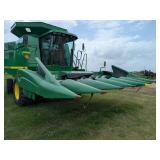 2007 John Deere 693 corn head, 6 row, row sense