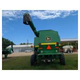 1998 John Deere 9510 Combine