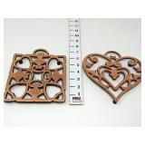 (2) Pampered Chef Round-Up from the Heart Trivets