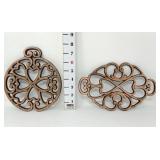 (2) Pampered Chef Round-Up from the Heart Trivets