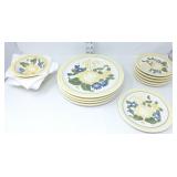 Red Wing "Brittney" Extra Plates  - 4 Dinner, 1