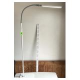 Daylight Co. 3 way Gooseneck Reading Floor Lamp