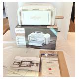 Spellbinders Platinum Machine w/Plates &