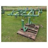 John Deere 1600 Chisel Plow, 12