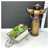 Metal Garden Angel & Solar Light Succulent Decor