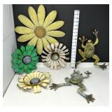Metal Yard Art - Flowers & Frogs