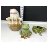 Frog Statues & Planter - Crack in Tan Frog