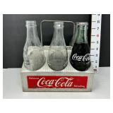 Vintage Metal Coca Cola 6 Pack Bottle Caddy w/