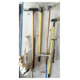 Lawn & Garden Tools -Rakes, Seeder, Hoe, Aeriator