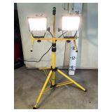 Tripod Dual Halogen Shop Light