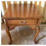 Side Table w/Drawer